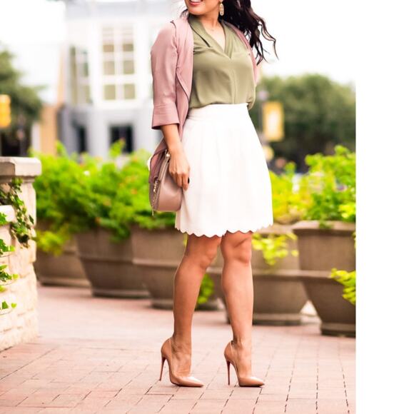 CLUB MONACO Hanne Scallop Hem Mini Skirt Sz 6 - Picture 3 of 8